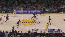 LeBron dazzles with no-look pass
