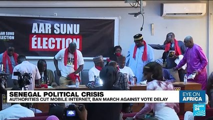 Senegal suspends mobile internet, bans protest against vote delay