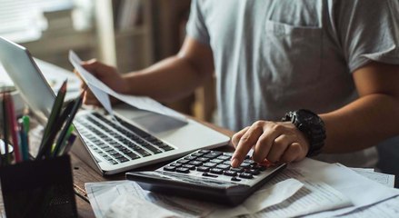 Hacienda ya permite a los autónomos deducir en el IVA los gastos de vivienda luz, gas, agua e internet