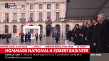 Hommage à Robert Badinter: Regardez l'arrivée du cercueil de l'ex-garde des Sceaux, sous les applaudissements, sur la place Vendôme à Paris - VIDEO