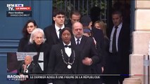 Arrivée d'Elisabeth Badinter et de sa famille pour l'hommage national rendu à Robert Badinter ce 14 février 2024 sur la place Vendôme
