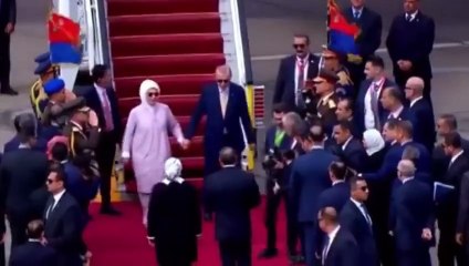Cumhurbaşkanı Erdoğan Mısır’da: Sisi törenle karşıladı