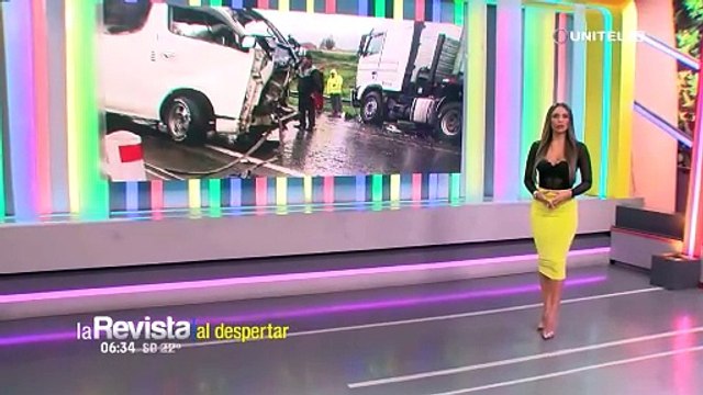 Conductor de minibús que fue impactado por un tráiler tiene ambas piernas fracturadas y su estado es crítico