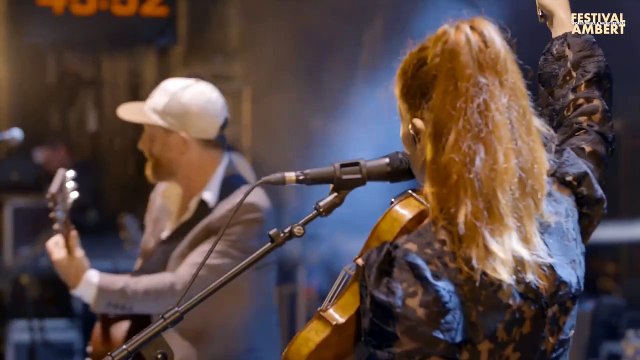 Dionysos chante Song for Jedi en live