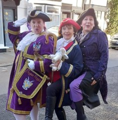 Faye Thompson National Town Crier Attempt