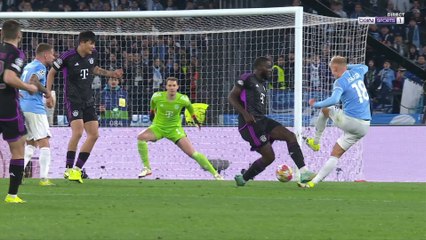 Ligue des Champions : Upamecano expulsé et penalty pour la Lazio !