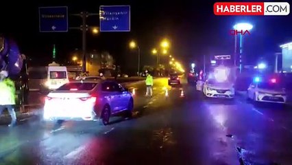 Şanlıurfa'da sağanak yağış nedeniyle Çoban Deresi taştı, karayolu kapatıldı