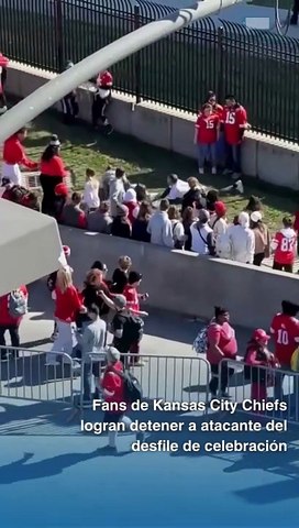 Desfile de Kansas City Chiefs termina en tiroteo, hay un muerto y 10 heridos