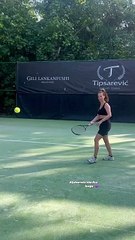 Cristina Ferreira aprende a jogar ténis com o namorado
