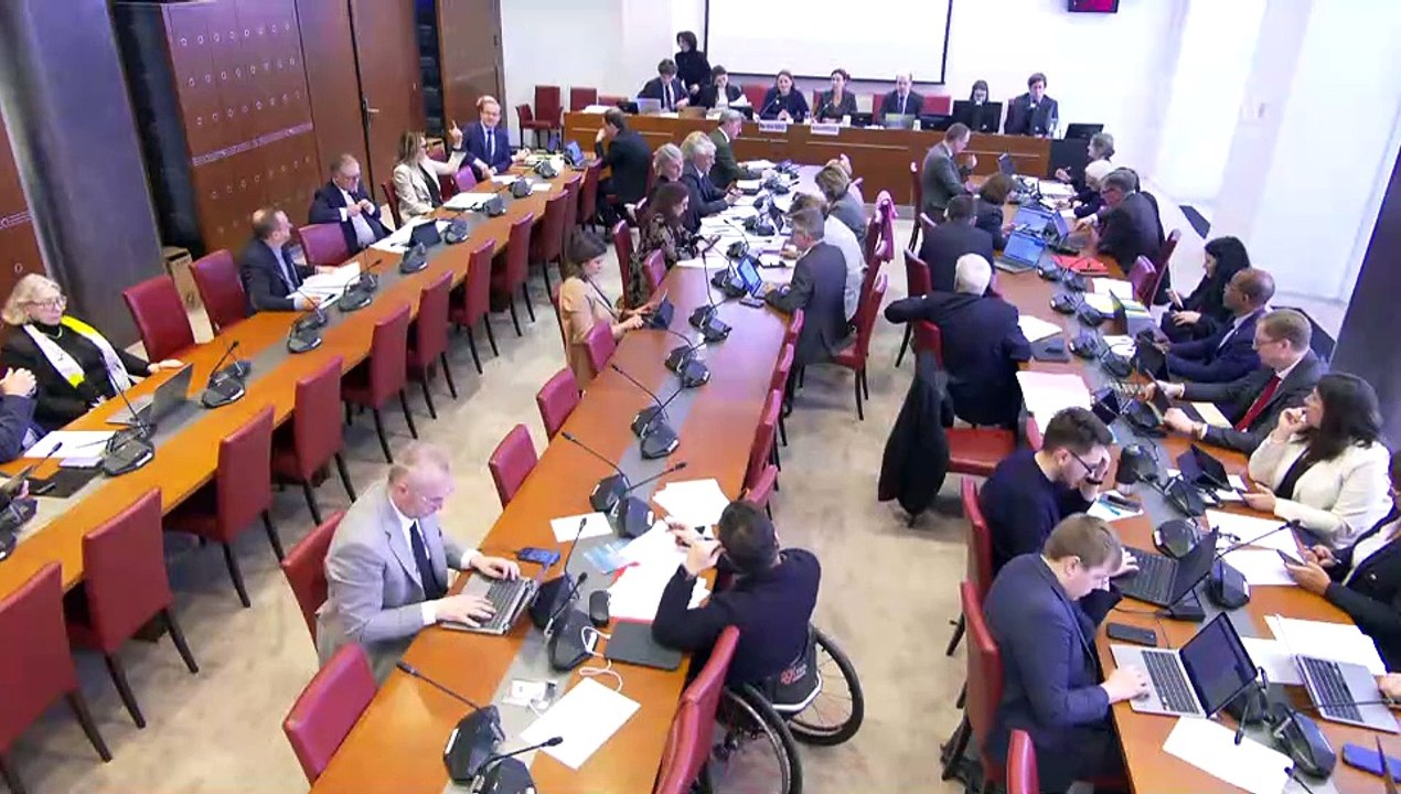 Commission des affaires sociales : Lutte contre les pénuries de médicaments (suite) ; Toucher sa retraite dès le premier jour ; Instaurer la semaine de quatre jours pour les bénévoles - Mercredi 14 février 2024