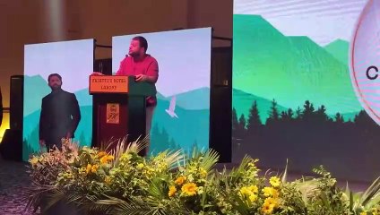 Mama Ko Dubai Tour Ka Invitation De Diya