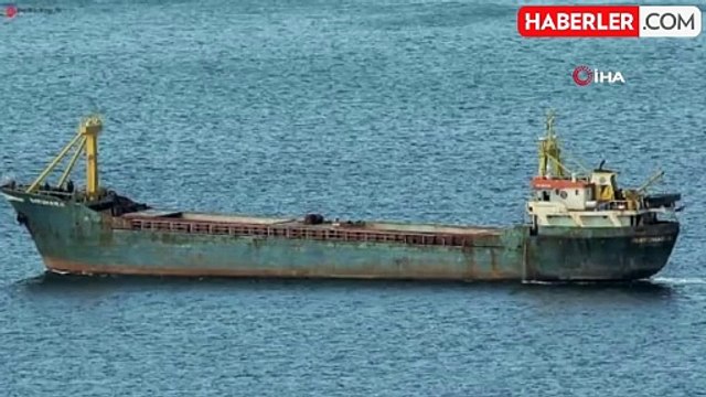Kargo gemisi İmralı Adası açıklarında battı