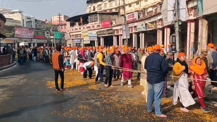 गुरमुख समागम से पूर्व मनुमार्ग गुरुद्वारे से नगर कीर्तन निकला, देखें वीडियो
