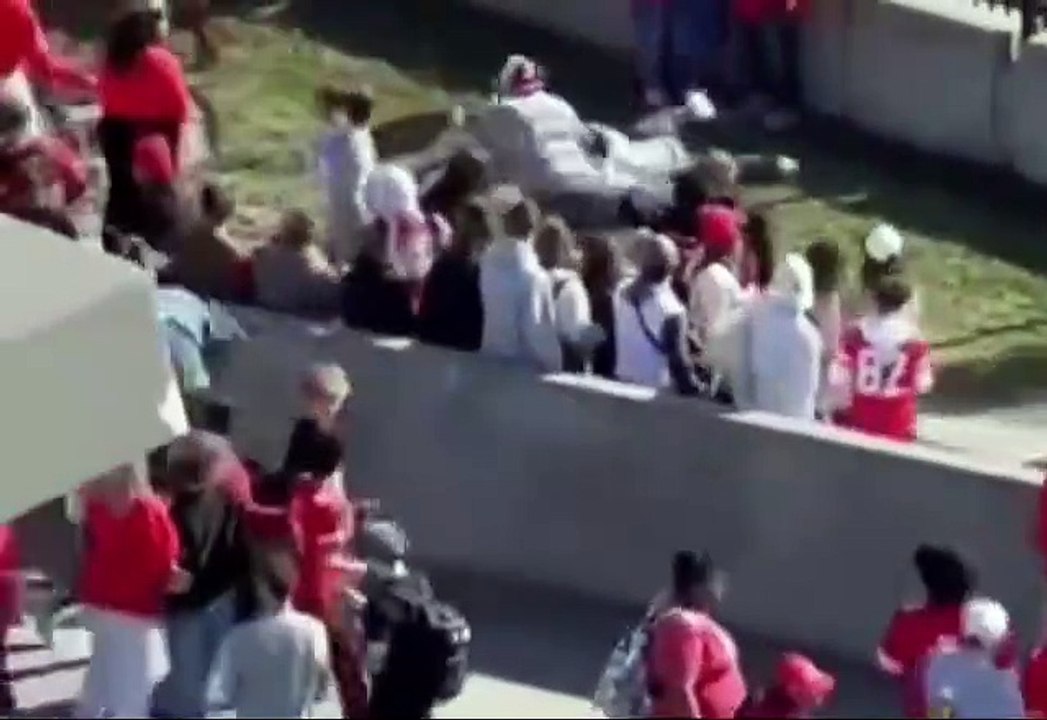 Terror en Estados Unidos: al menos un muerto y nueve heridos en un tiroteo en la celebración de la Super Bowl