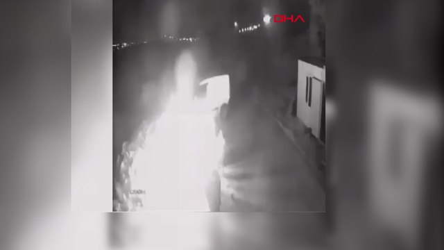 Eyüpsultan'da mangal ateşindeki patlama kamerada