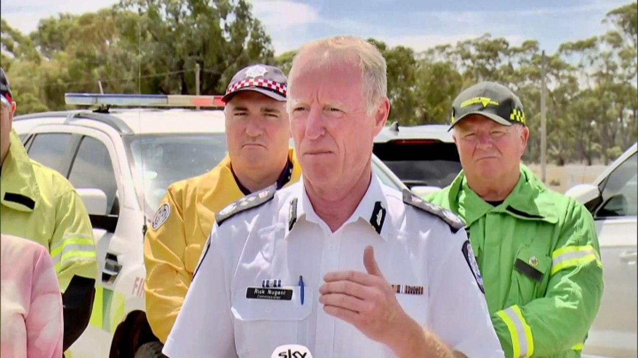 25 homes confirmed lost in Grampians National Park blaze