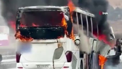 Çorum’da kamyona çarpan yolcu otobüsü alev aldı: 2 kişi hayatını kaybetti