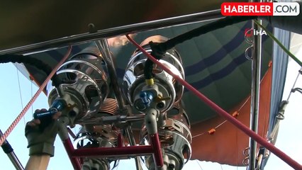 Kapadokya'da Sıcak Hava Balonları Uçuşlarına Devam Ediyor