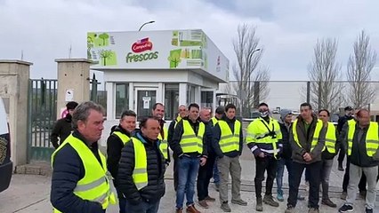 Concentración de agricultores en Carnes Selectas