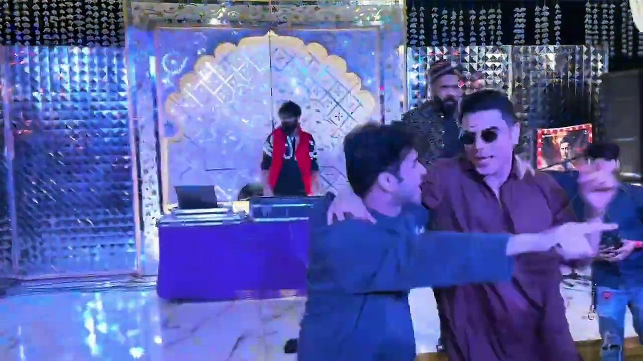 Sehar ki bollywood night!! __ Alishbah Anjum