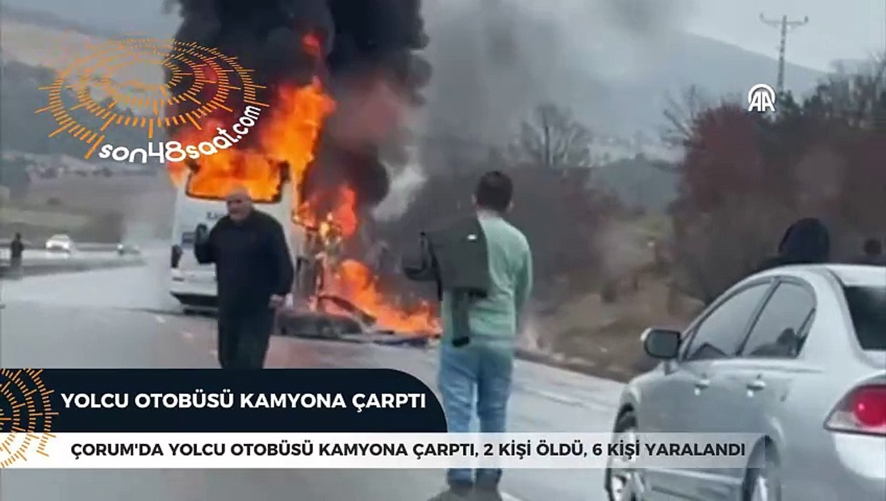Yolcu otobüsü kamyona çarptı, 2 kişi öldü, 6 kişi yaraland