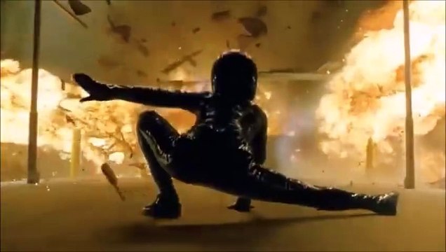 Opening (Trinity escapes) _ The Matrix Reloaded [Open Matte]-Chipmunk Version