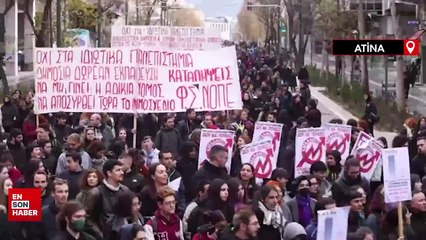 Yunanistan'da öğrenci ve eğitimciler özel üniversite açılmaması için eylem düzenledi