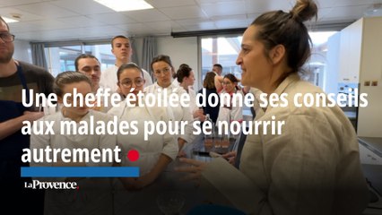 Une cheffe étoilée conseille des malades de l'IPC pour modifier leur relation à la nourriture