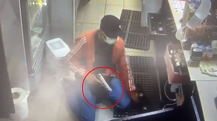 Un expolicía hacía parte de ‘Los Oxford’, peligrosa banda que acechaba almacenes de cadena