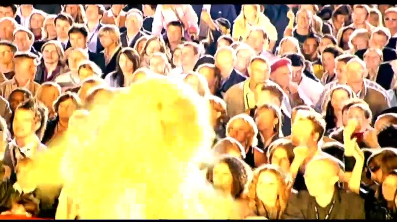 Pussycat Dolls — Wait A Minute ● Pussycat Dolls: Live From London · (2006)