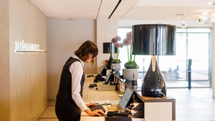 Salaire : combien gagne un réceptionniste d’hôtel ?
