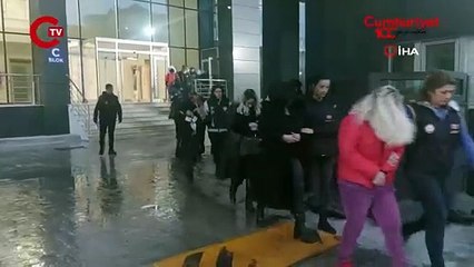 Masaj salonlarına fuhuş operasyonu: 25’i kadın 37 kişi yakalandı