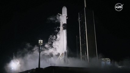 美 민간 달 착륙선, 우주서 교신·충전 성공..."달 향해 순항 중" / YTN