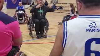Jeux Paralympiques de Paris 2024. Romain Briatte, joueur du Stade Français Paris, teste le rugby fauteuil