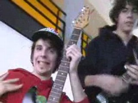 LIP DUB SRC MONTBELIARD 2008 groupe B2, telephone