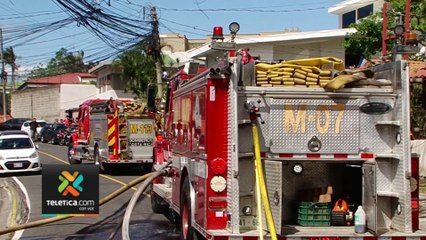 tn7-fuego-consumio-500-metros-cuadrados-de-una-cuarteria-en-escazu-160224