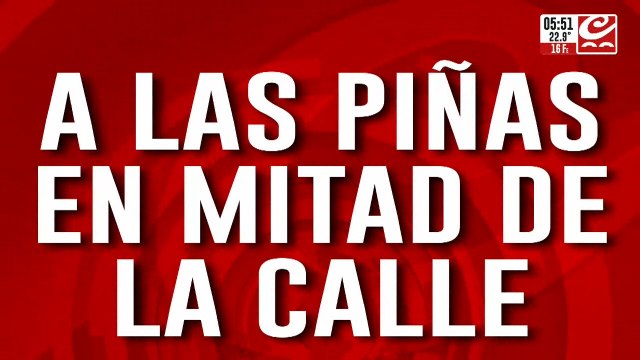 Colectivero atacó a un conductor y le rompió el parabrisas a martillazos