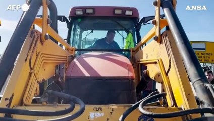 Agricoltori, Barcellona: bloccato l'ingresso del mercato centrale