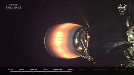 Blastoff! SpaceX launches NASA's PACE Earth observatory, nails landing in Florida_2