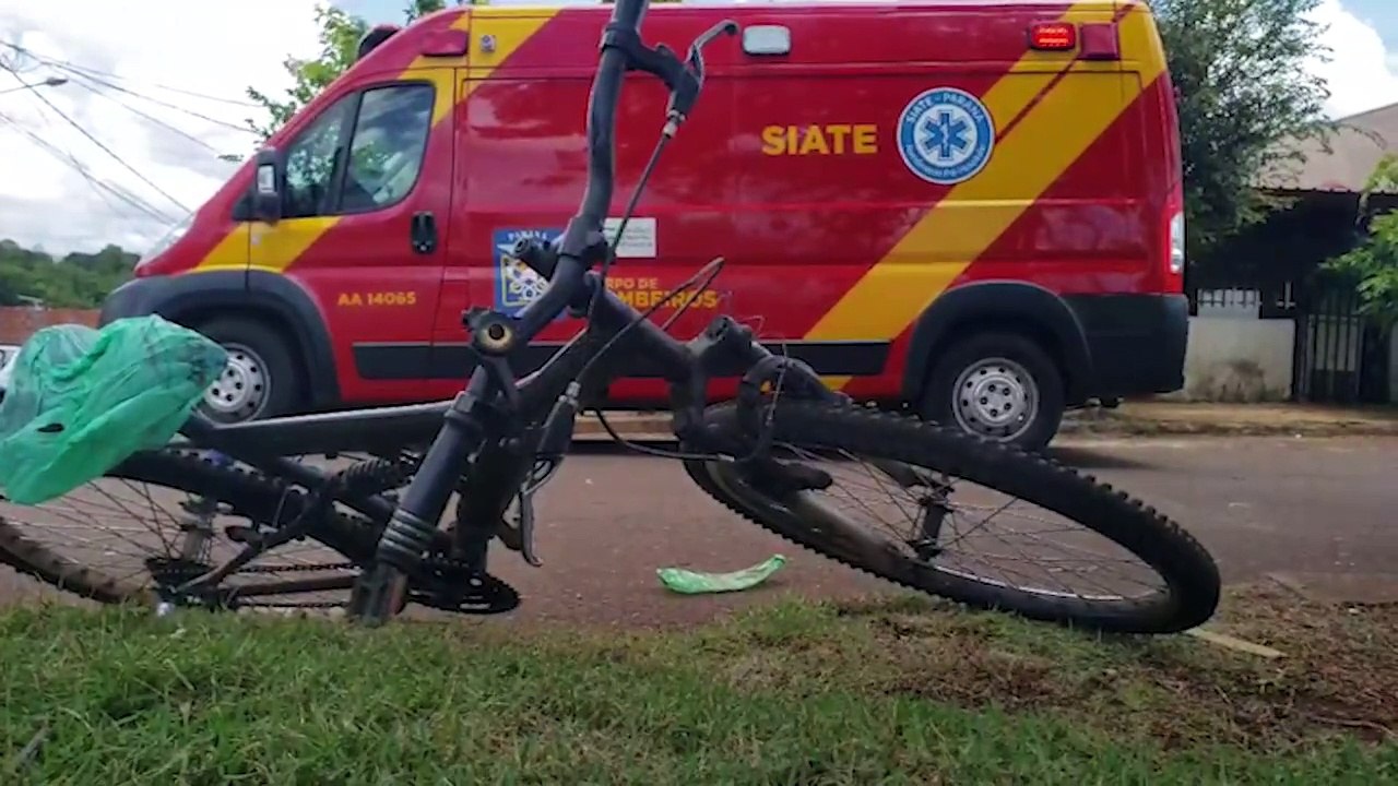 Menino de 13 anos tem laceração na perna após cair de bicicleta no Bairro Morumbi