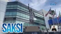 19ft bronze statue ni Kobe Bryant sa Los Aangeles, California, dinadagsa ng fans kabilang ang mga Pinoy | Saksi