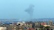 سحب دخان فوق خان يونس مع استمرار القصف الاسرائيلي