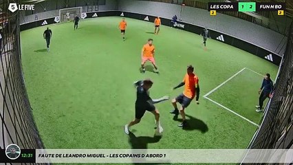 Faute de Leandro Miguel - LES COPAINS D'ABORD 1