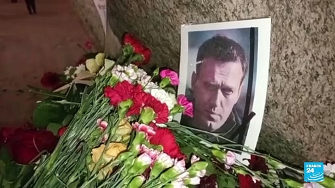 Homenajes póstumos a la memoria de Alexéi Navalny se extienden por Rusia