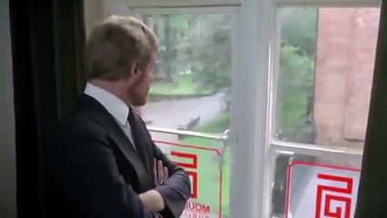 "La Grande Menace" de Jack Gold (1978) | Lino Ventura-Richard Burton-Lee Remick | En Français