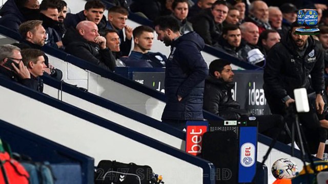 West Brom Boss Carlos Corberan is SENT OFF just 5 Minutes into the Baggies 2-0 Defeat by Southampton