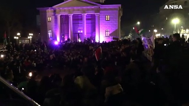 Milano, manifestazione pro Palestina: oltre mille a presidio alla Rai Milano