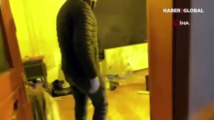 İstanbul'da baskın yapılan evin içi şoke etti