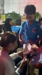 Fans Sridevi da5 ngantri minta tanda tangan