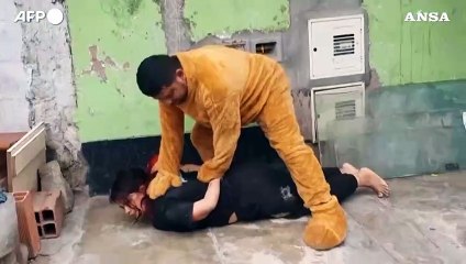 Peru', Teddy Bear contro in narcos: agente travestito da orsacchiotto durante un blitz